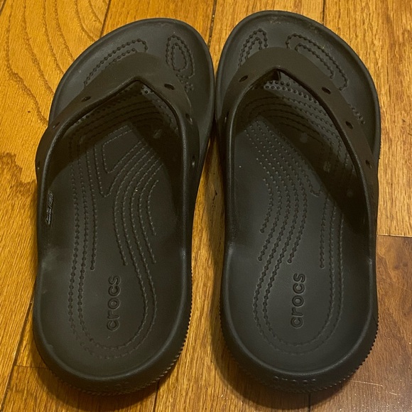 Unisex Black Crocs Classic Flip-Flops Sandals Womens Size 8 Mens Size‎ 6 - Picture 2 of 4